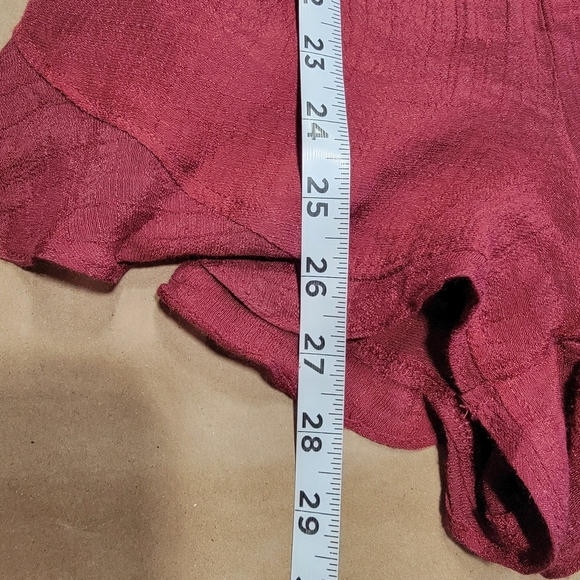 Wishlist Size M Wine / Burgundy Sleeveless, Open Back, Crepe Shorts Romper - Picture 12 of 15